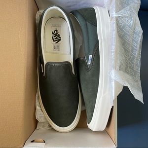 VANS OG CLASSIC SLIP-ON (FOREST NIGHT)